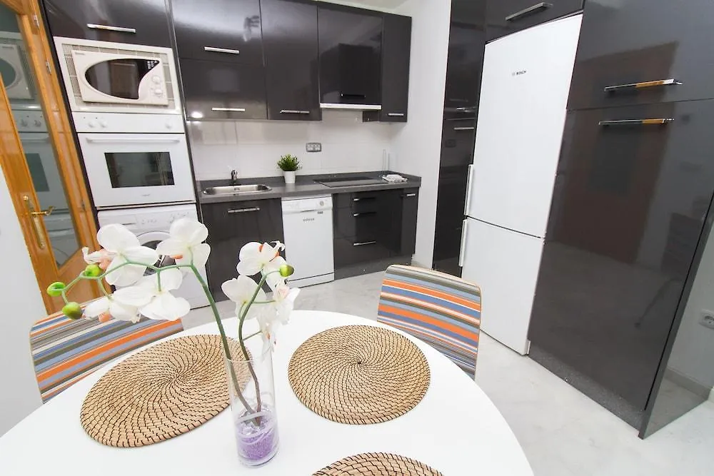 Cool Apartment Carrera De Capuchinos By La Recepcion Malaga Spain